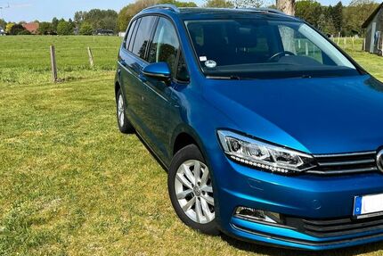 VW Touran 147.800 km 11.990 &euro; Goldenstedt 49424