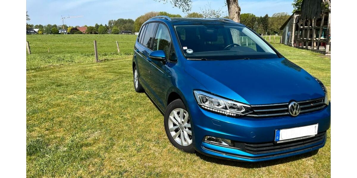 VW Touran 147.800 km 11.990 &euro; Goldenstedt 49424