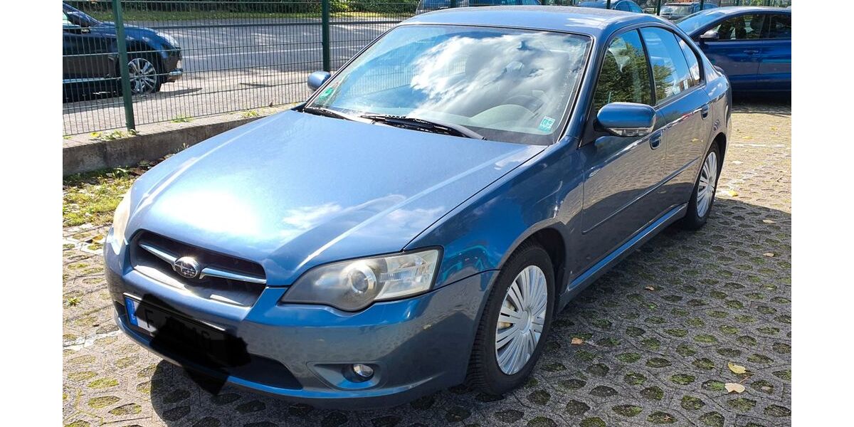 Subaru Legacy 290.000 km 2.700 &euro; Frankfurt am Main 60435