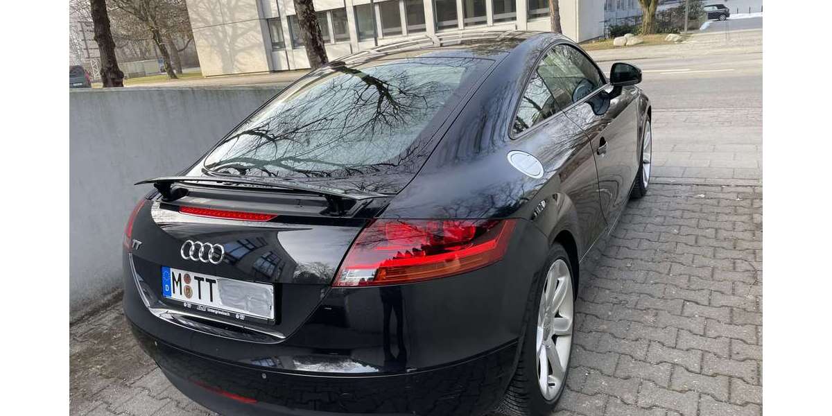 Audi TT 224.000 km 5.800 &euro; München 81677