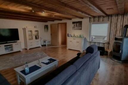 Wohnung Willebadessen - 3 Zimmer, 120 m&sup2;, 730&euro; | Angebot:25894301