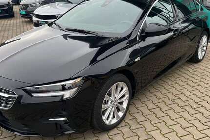 Opel Insignia 101.200 km 16.900 &euro; Meckenheim 53340