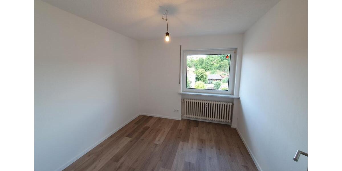 Etagenwohnung Rotenburg an der Fulda - 4 Zimmer, 106 m&sup2;, 800&euro; | Angebot:26442723