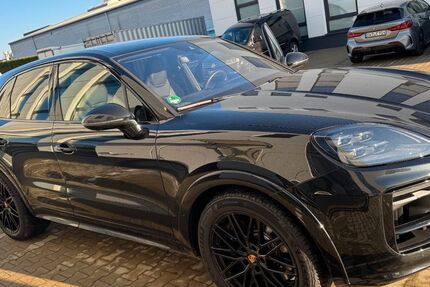 Porsche Cayenne 16.500 km 119.000 &euro; Troisdorf 53844