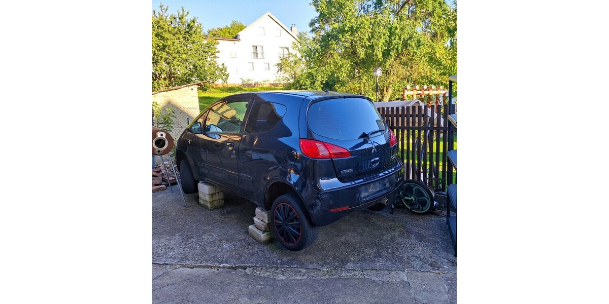 Mitsubishi Colt 250.000 km 2.199 € Aarbergen 65326