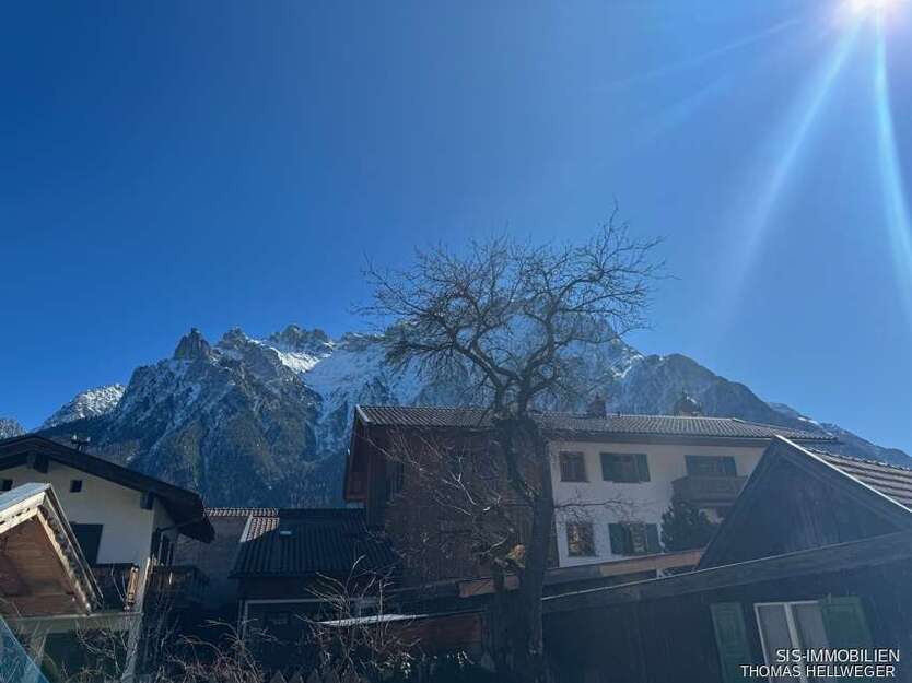 Haus zum Kaufen in Mittenwald 330.200 € 200 m² 8 zimmer