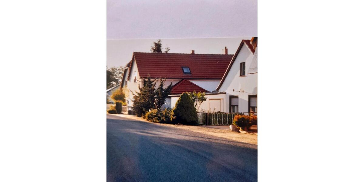 Einfamilienhaus Luckau - 5 Zimmer, 122 m&sup2;, 200.000&euro; | Angebot:25352409