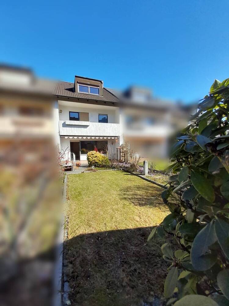 Hier will ich wohnen! Großzügiges Reihenmittelhaus in toller Wohnlage