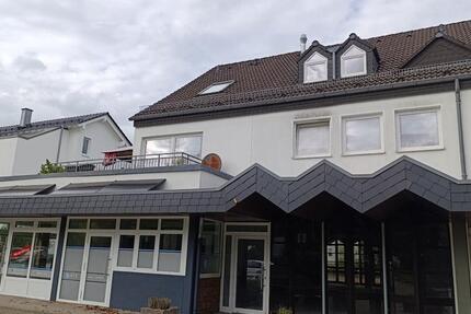 Ebenerdige Laden-Büro-Praxis-Fläche 127 m² in Drolshagen zimmer