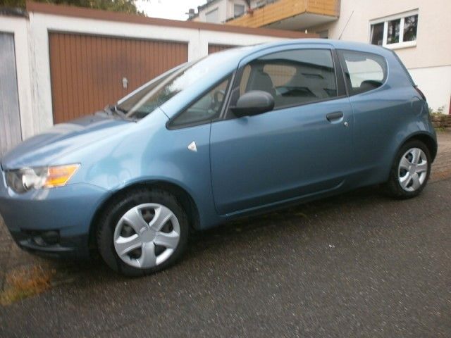 Mitsubishi Colt 127.000 km 2.000 &euro; Freiburg 79104