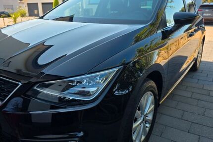 Seat Ibiza 72.000 km 9.900 &euro; Löhne 32584