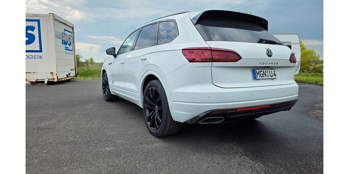 VW Touareg 78.000 km 48.999 &euro; Grabfeld 98631
