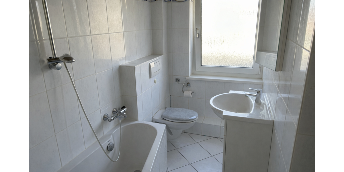 EFH mit viel Platz und Potenzial - Einfamilienhaus Alfeld | Angebot:26177068