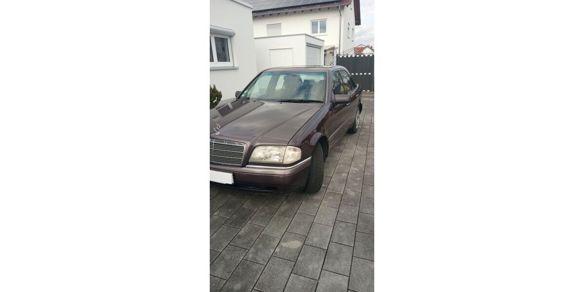 Mercedes-Benz C 180 118.500 km 3.600 &euro; Altheim 88499