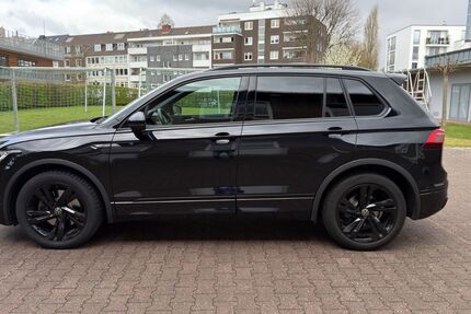VW Tiguan 80.500 km 30.800 &euro; Düsseldorf 40545