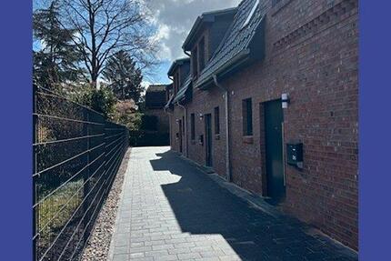 Haus Norderstedt Garstedt - 5 Zimmer, 129 m&sup2;, 2.300&euro; | Angebot:26347821