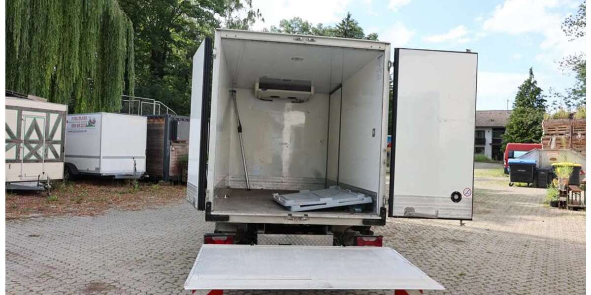 IVECO Daily 224.888 km 12.999 &euro; Burghausen 84489