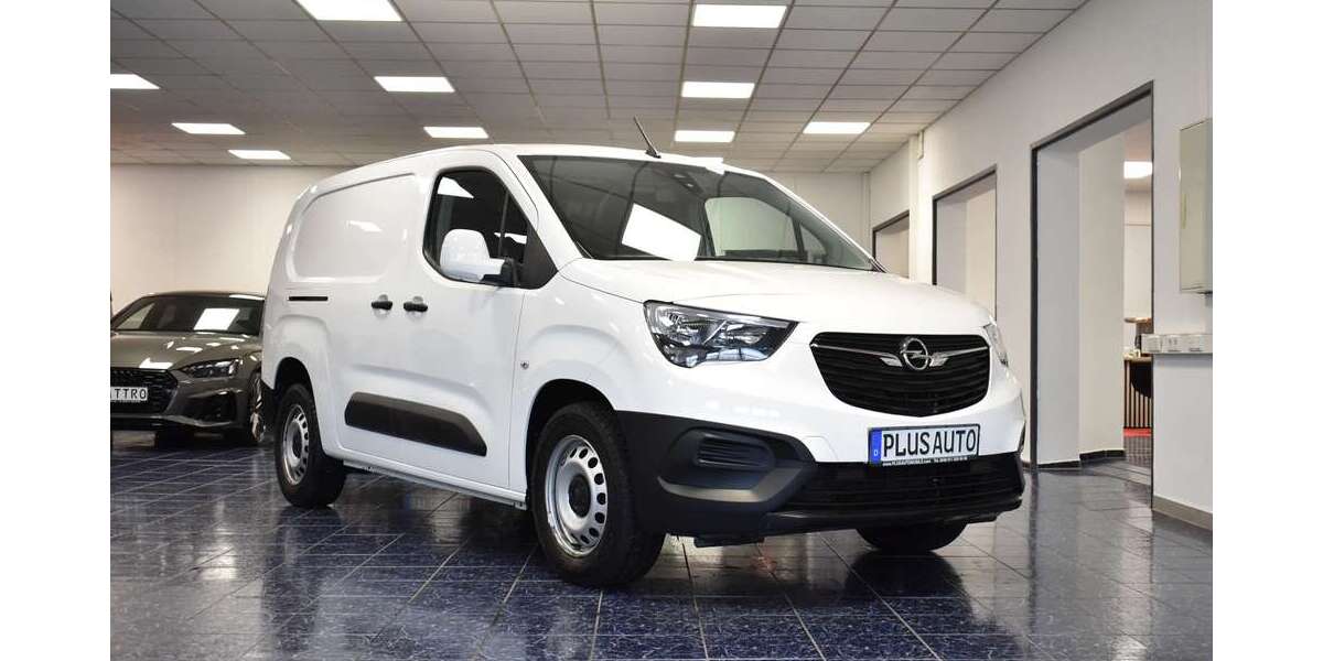 Opel Combo 27.501 km 14.470 € Nürnberg 90431