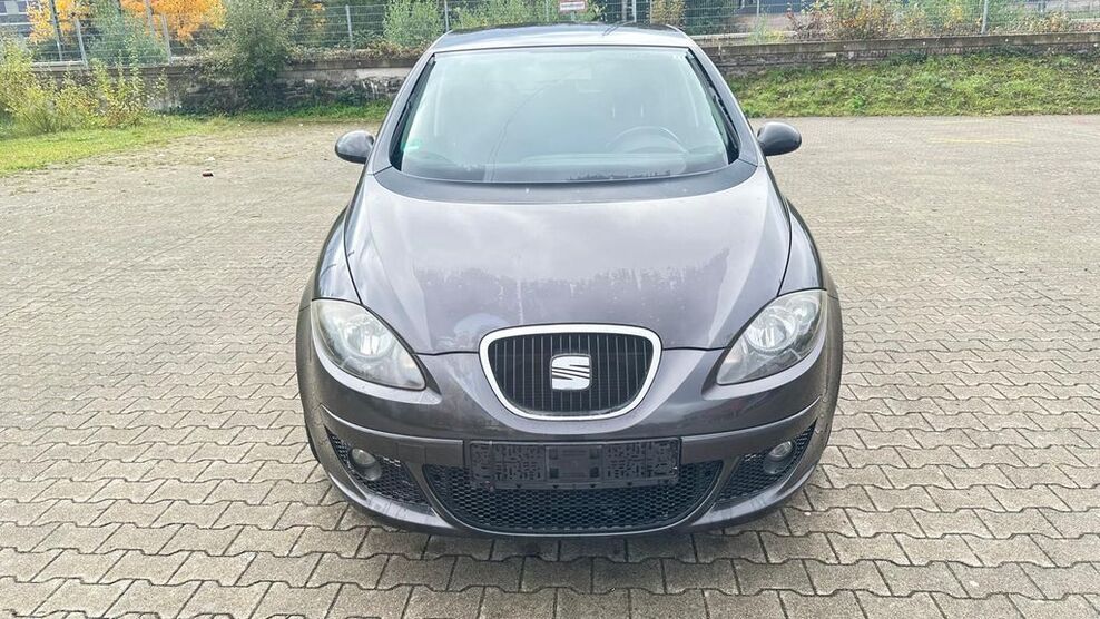 Seat Toledo 237.268 km 1.799 € Radevormwald 42477
