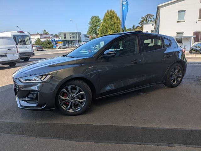 Ford Focus 28.250 km 24.750 &euro; Lauterbach 36341