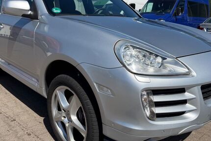 Porsche Cayenne 142.000 km 7.700 &euro; Hamburg 20539