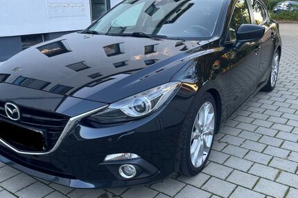 Mazda 3 137.000 km 12.500 € Pfaffenhofen a.d. Roth 89284