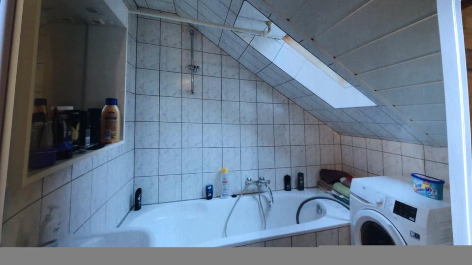 Etagenwohnung Dautphetal - 4 Zimmer, 110 m&sup2;, 900&euro; | Angebot:26113845