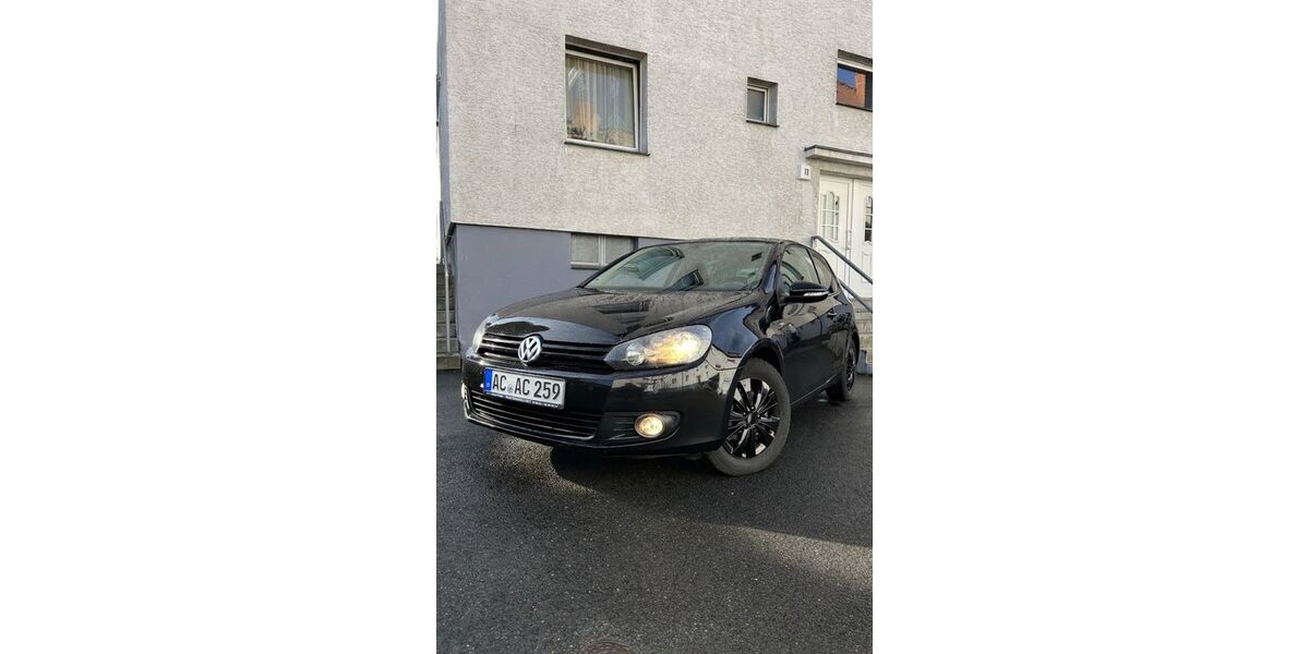 VW Golf 225.000 km 3.900 &euro; Aachen 52078