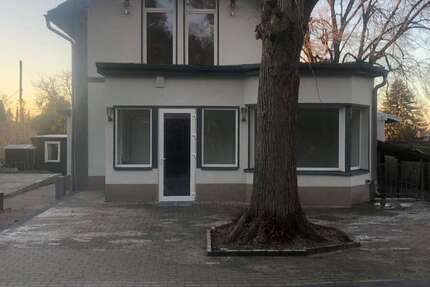 Haus zum Mieten in Berlin 3.000 € 300 m² 8 zimmer