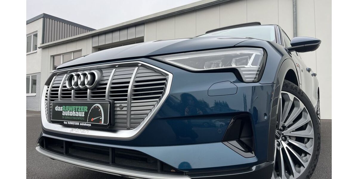 Audi e-tron 39.554 km 28.860 &euro; Marktredwitz 95615