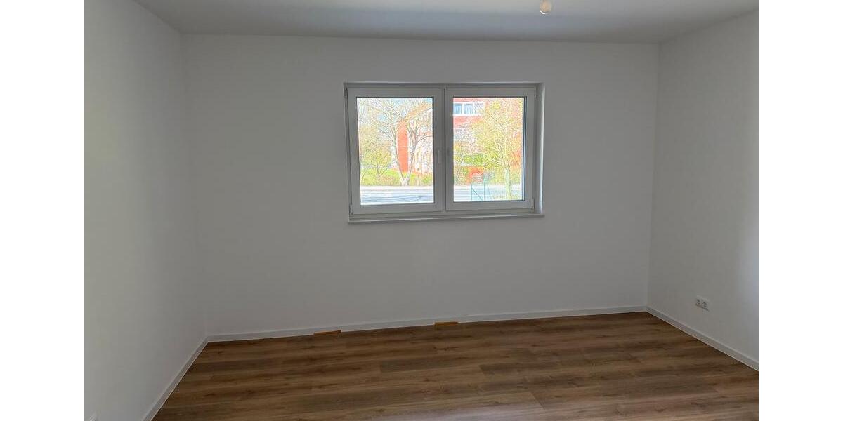 Erdgeschoßwohnung Schortens - 3 Zimmer, 95 m&sup2;, 1.200&euro; | Angebot:26300768