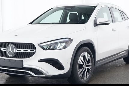 Mercedes-Benz GLA 200 12.862 km 37.840 &euro; Kaiserslautern 67663