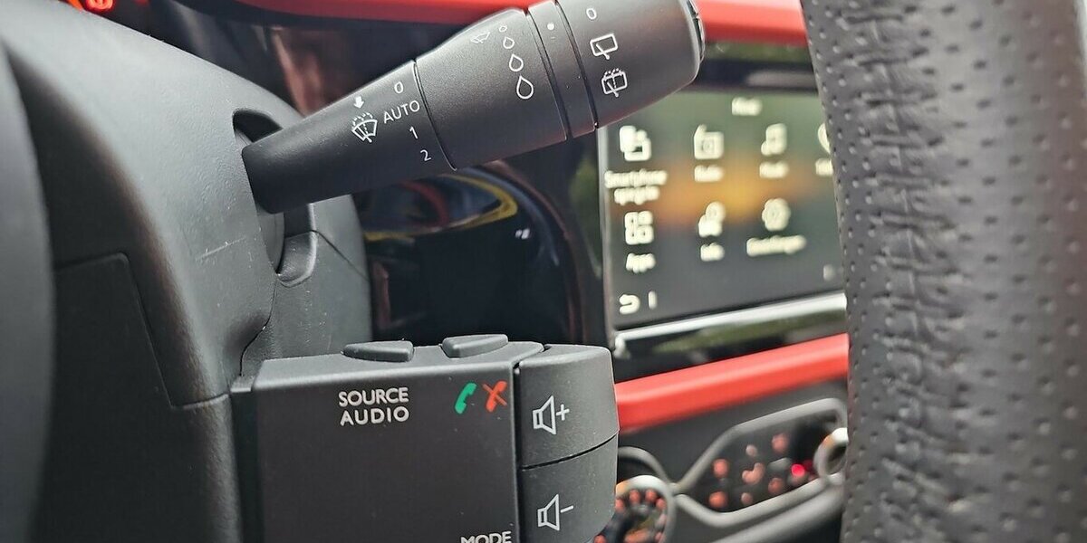 Renault Twingo Equilibre , Touchscreen, Klimaautom. 36.383 km 13.450 € Schwalbach/Taunus 65824