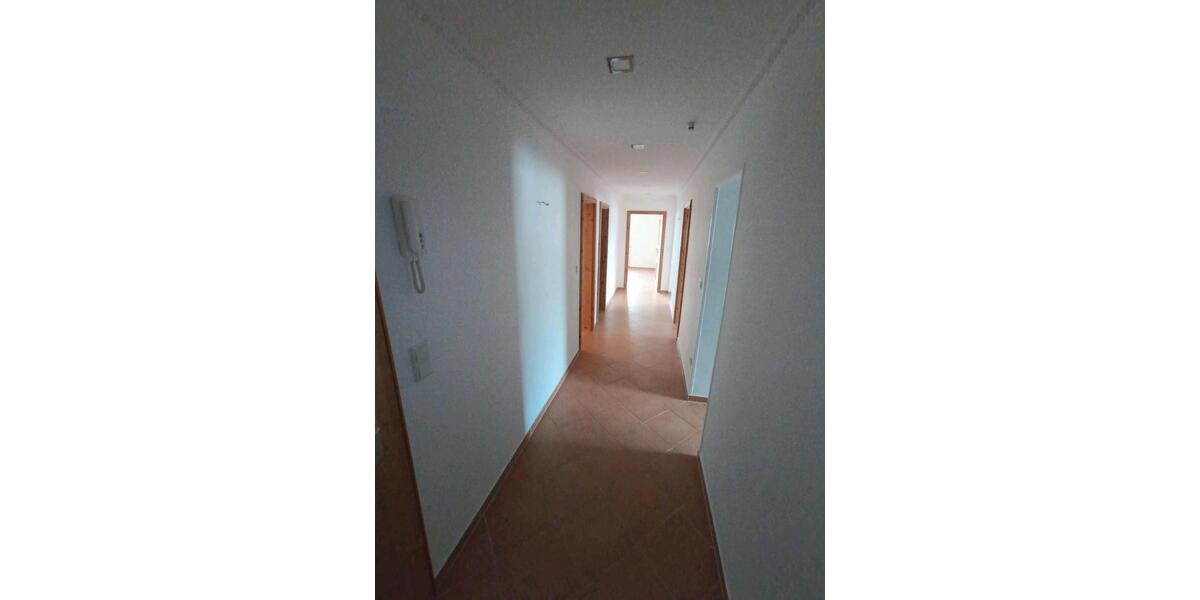 Etagenwohnung Burscheid - 4 Zimmer, 77 m&sup2;, 940&euro; | Angebot:25408530