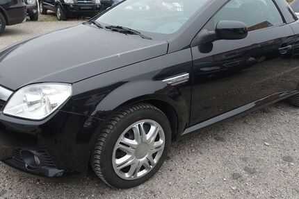 Opel Tigra 94.000 km 5.950 &euro; Neumarkt/OPf 92318