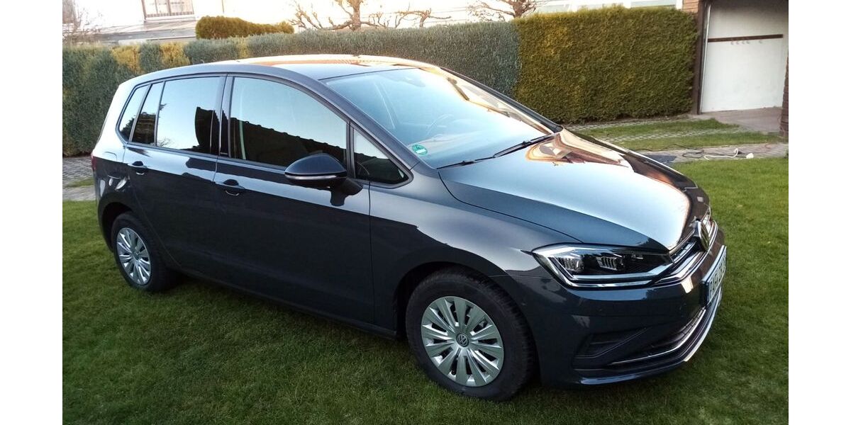 VW Golf Sportsvan 46.500 km 15.900 &euro; Manching 85077