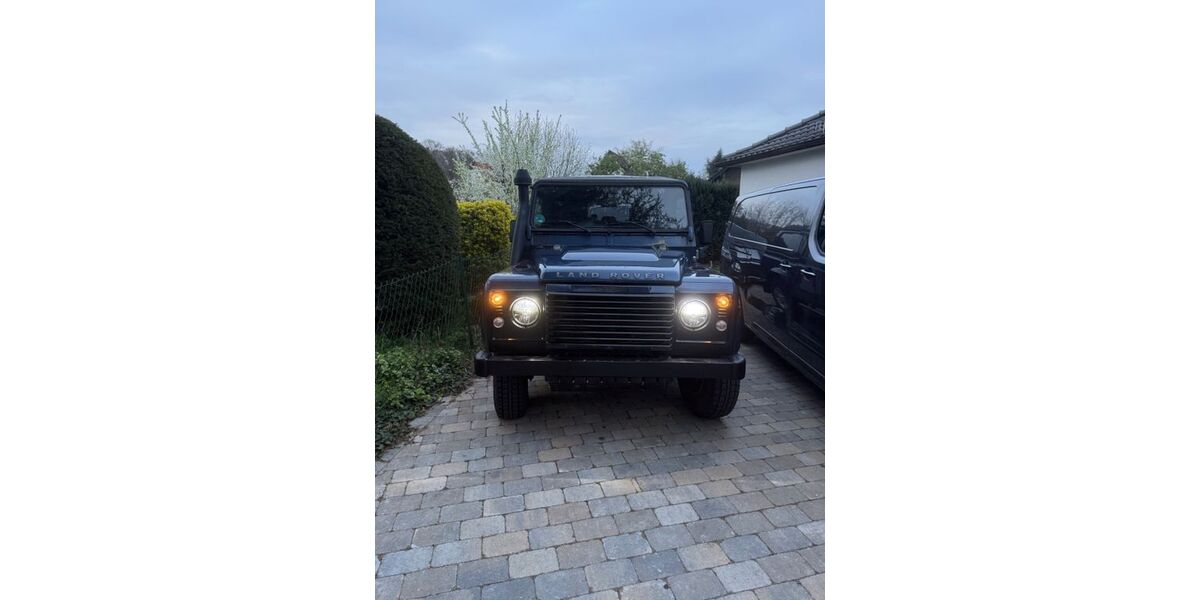 Land Rover Defender 19.500 km 33.499 &euro; Bremen 28199