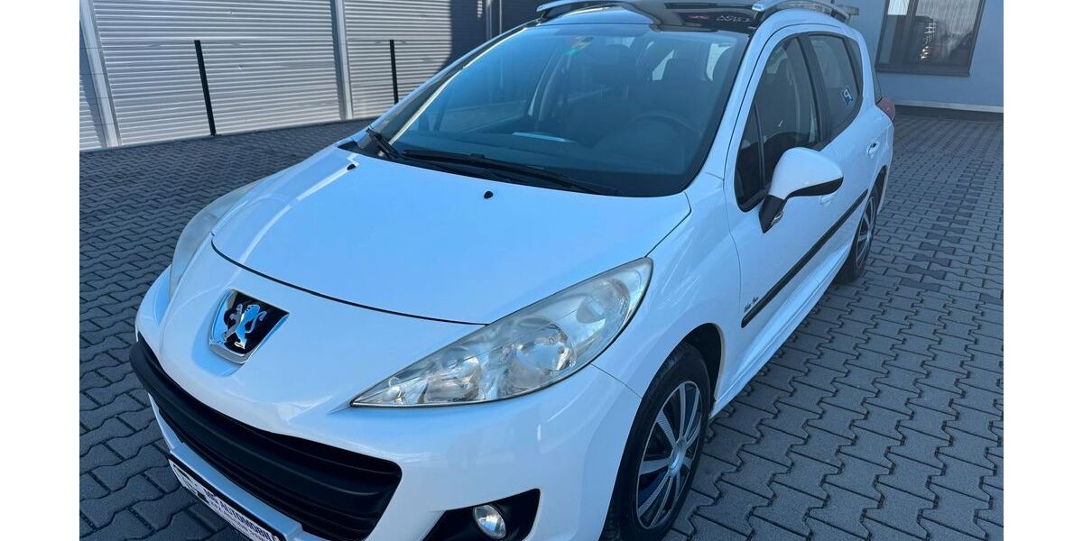 Peugeot 207 153.000 km 2.250 &euro; Rauschenberg 35282