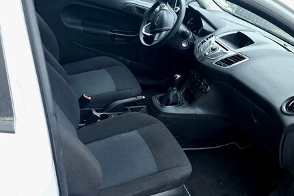 Ford Fiesta 123.000 km 2.900 &euro; Bad Berneck 95460