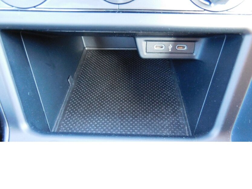 VW Taigo 1.0 TSI BMT Klima Radio ALU 17.000 km 15.990 € Vordorf 38533