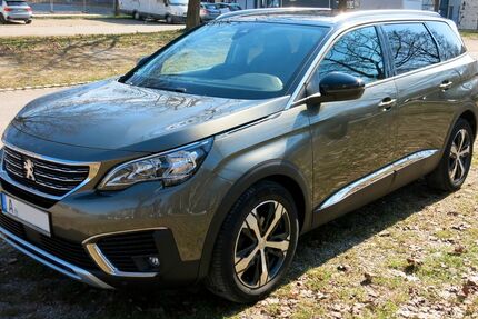 Peugeot 5008 125.000 km 14.500 &euro; Augsburg 86152