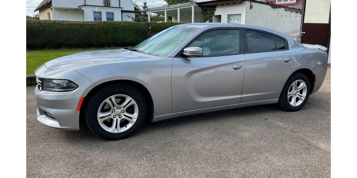 Dodge Charger 198.000 km 14.800 &euro; Augsburg 86150