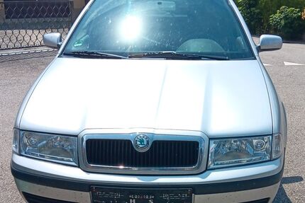 Skoda Octavia 207.000 km 1.300 &euro; Peiting 86971
