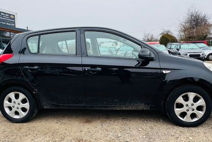 Hyundai i20 157.000 km 2.500 &euro; Ofterdingen 72131