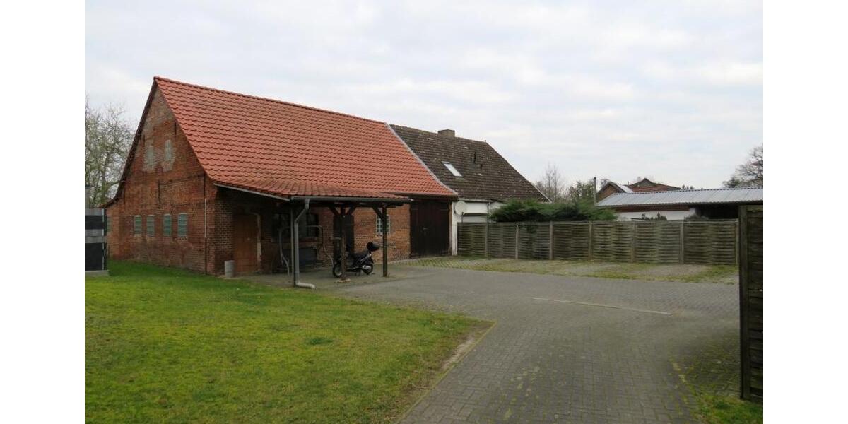Etagenwohnung Klötze - 2 Zimmer, 47 m&sup2;, 320&euro; | Angebot:26181130