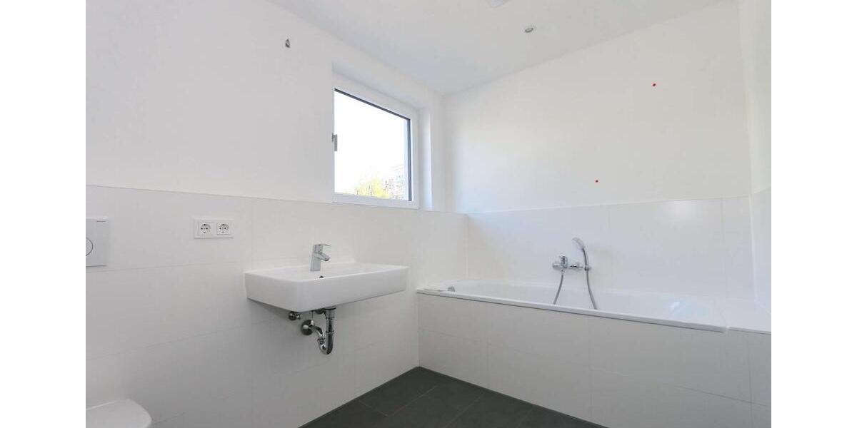 Etagenwohnung Schönefeld - 4 Zimmer, 96 m&sup2;, 1.249&euro; | Angebot:25541075