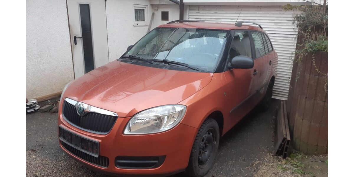 Skoda Fabia 143.200 km 4.499 &euro; Hagen 58091