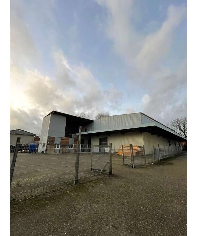 Grundstück in Oldenburg 999.000 € 2531 m²