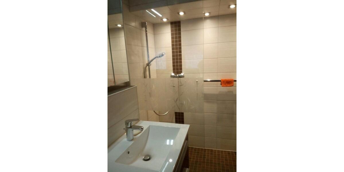 Reihenhaus Zwickau - 2 Zimmer, 59 m&sup2;, 75.000&euro; | Angebot:26660489