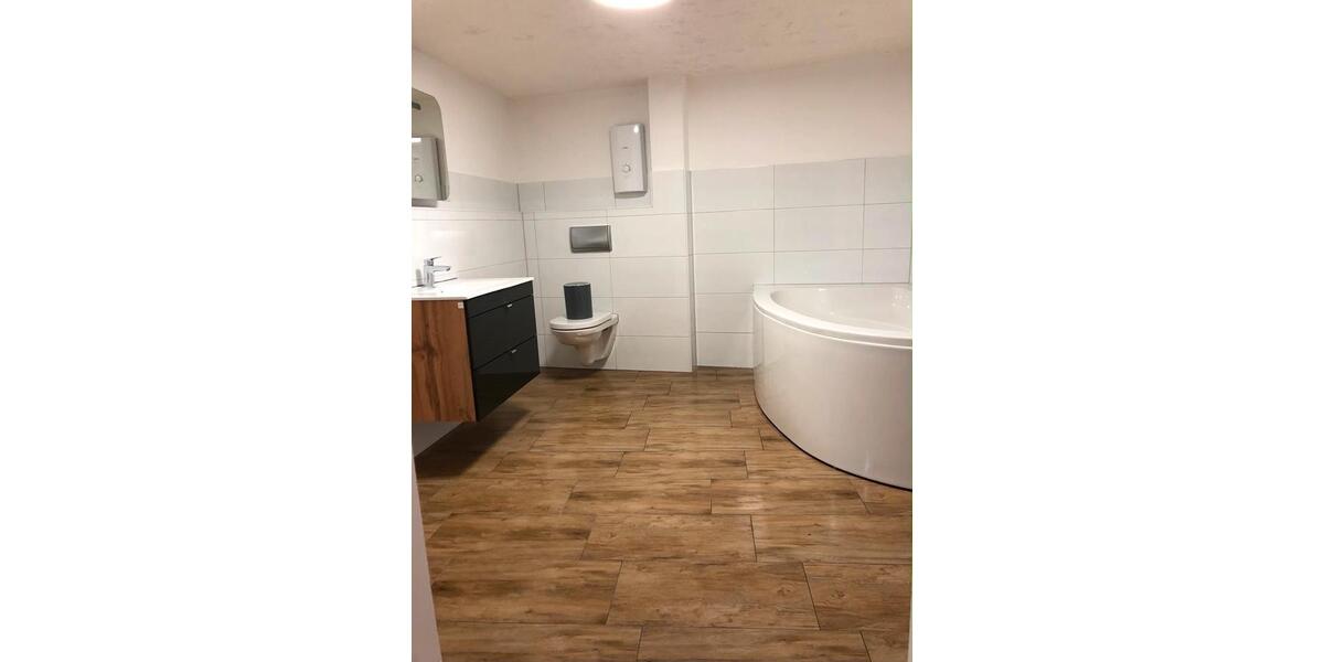 Einfamilienhaus Buttstädt - 9 Zimmer, 150 m&sup2;, 138.000&euro; | Angebot:27164480